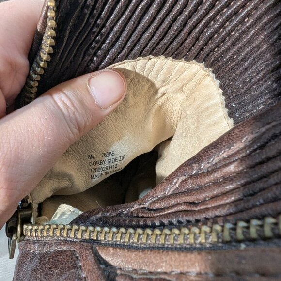 Frye Women's Brown Leather Corby Side Zip Ruched Wedge Ankle Boot Size 8M - Picture 11 of 12